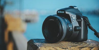 Nikon D5600 vs Canon EOS 4000D